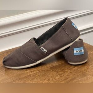 Toms Brown and Green Slippers with Canvas Material